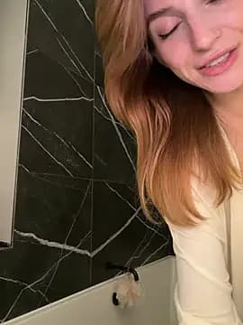 -AngelAri live cam