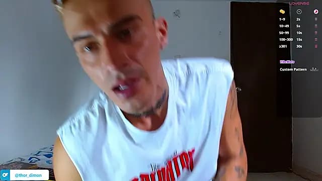 bray_hotboy777 live cam