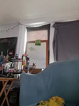 ChuckyyDee live cam