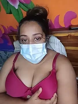 Suger_Lips_99 live cam