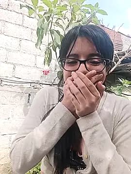 Dayii_sweet live cam