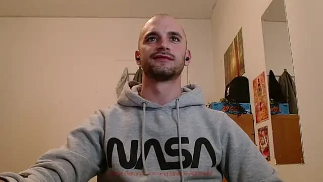 OskarBreno live cam