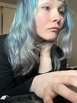 AlexaGudz live cam