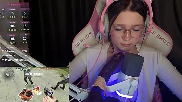 PinkiiAura live cam