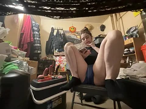 Snowbunnycake_131 live cam