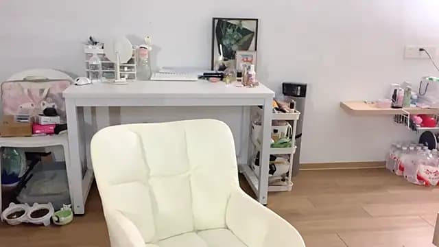Lihua_oxox live cam