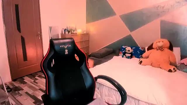 SweetSin40 live cam