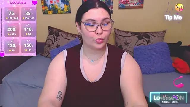 JuliaKeln live cam