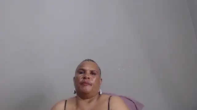 GrandBustyMelon live cam