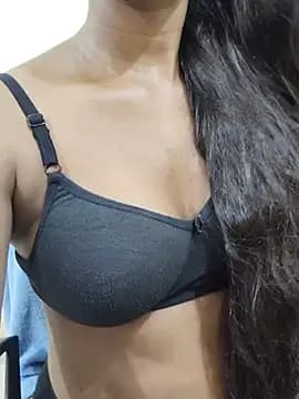 Simran_0011 live cam