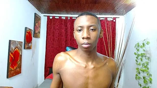 milo018 live cam