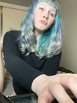 AlexaGudz live cam