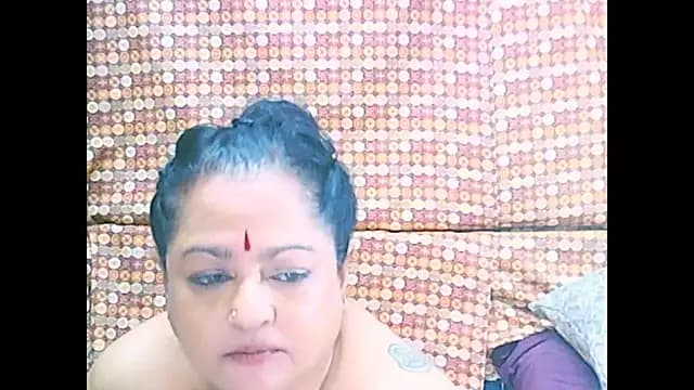 matureindian live cam