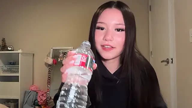luvvivii live cam