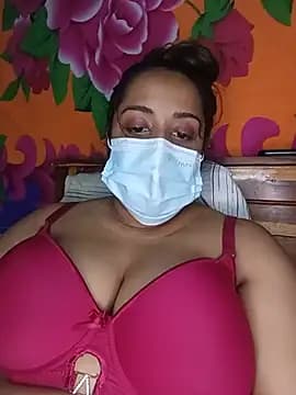 Suger_Lips_99 live cam
