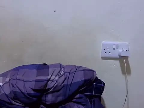 pretty_leila1 live cam
