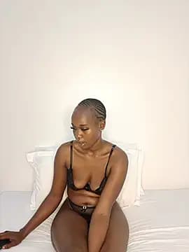 TinaFavourite live cam