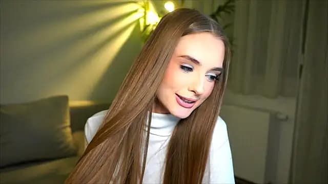 petitegonwiild live cam