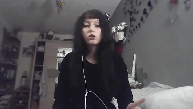 ChargedReign live cam