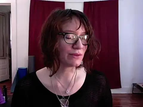AnnywnBelle live cam
