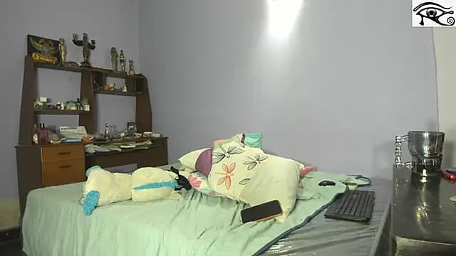 Thalia_sweetlust live cam