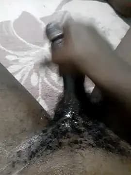 younggblackkCOCK19 live cam