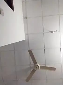 nikini1621 live cam
