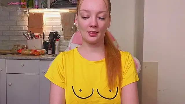 Radiants_two live cam on Stripchat