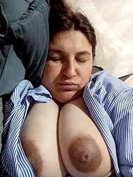 BlackVBarbie live cam