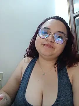 CURVY-HORNY live cam