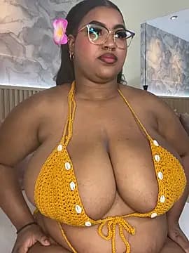 AinaraJimenez live cam