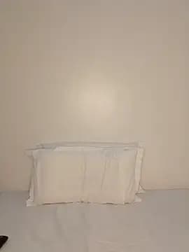 TinaFavourite live cam