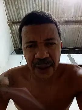 moreno25centimetro live cam