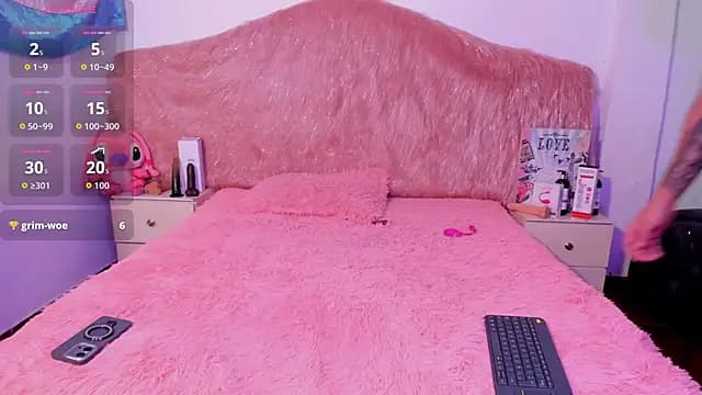 Skarlet_Ruiz_ live cam