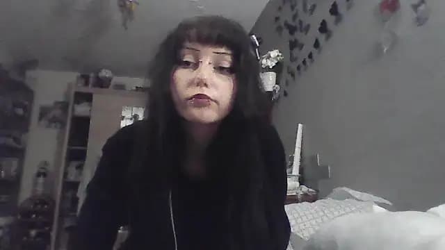 ChargedReign live cam