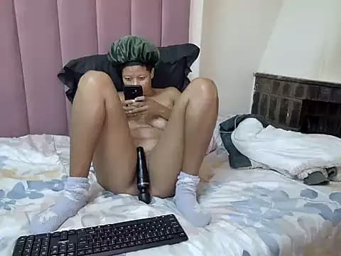 SweetieTerry16 live cam