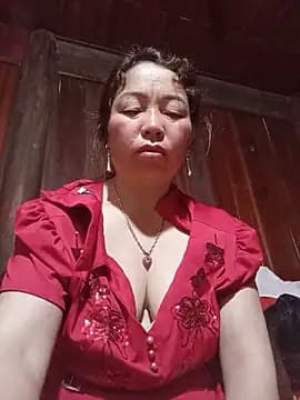 Yellow-pink live cam