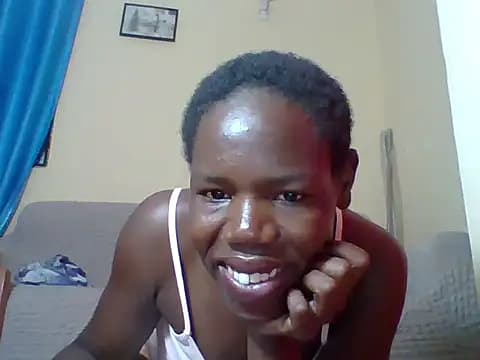 Blacksexyqueen24 live cam