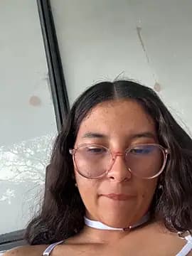 babylexi18 live cam on Stripchat