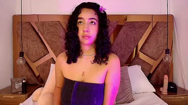 bella_swwan_ live cam