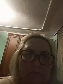 AureliaSky598 live cam