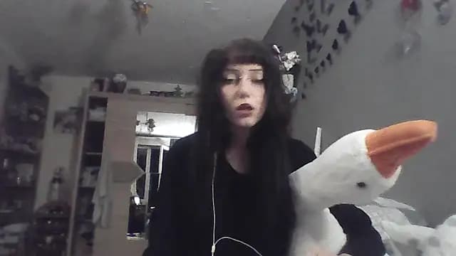 ChargedReign live cam