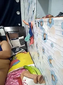 tina8th live cam on Stripchat