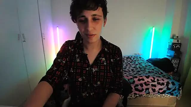 HoneyValentine live cam