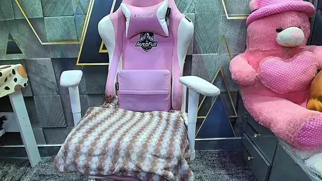 NymphoIsLive live cam
