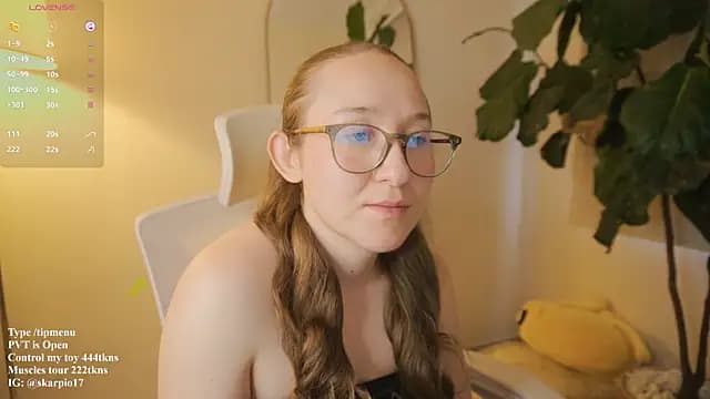 Scarlett_NoirMuse live cam