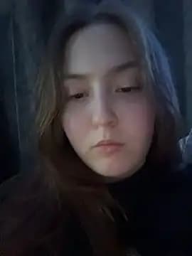 charmingggirl live cam