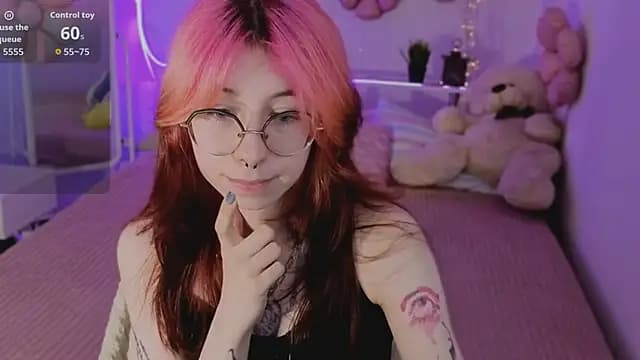 Alice_Nyx live cam
