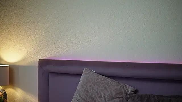 JoelleApril live cam