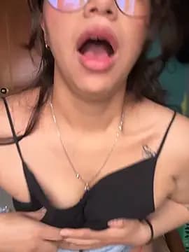 CocoaGigiMuse live cam
